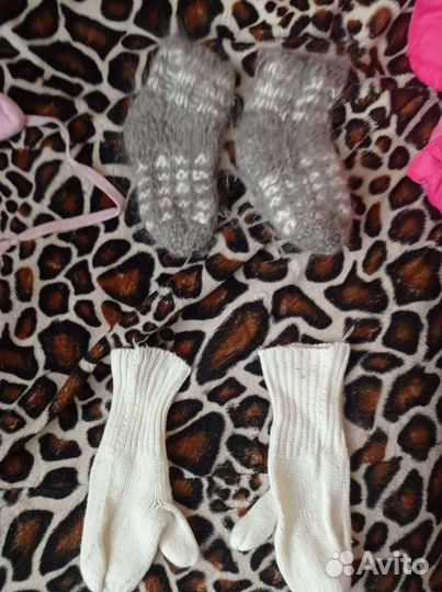 Комплект шапка, шарф, варежки, носки