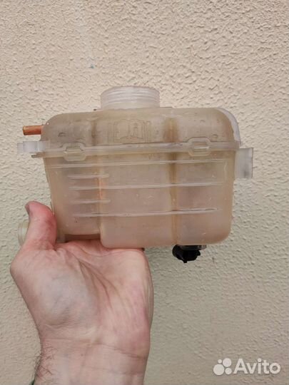 Расширительный бачок для Opel Astra J