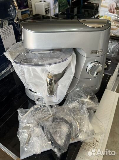 Кухонная машина Kenwood Chef Baker