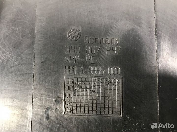 Накладка стойки левая Volkswagen Passat B5 3B2 1.9