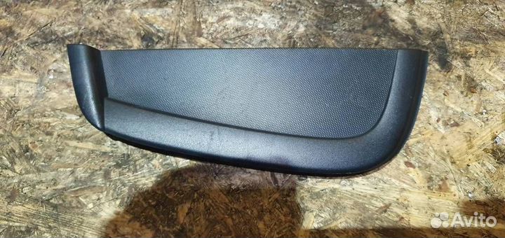 Накладка заднего крыла левого Chevrolet Cruze 200