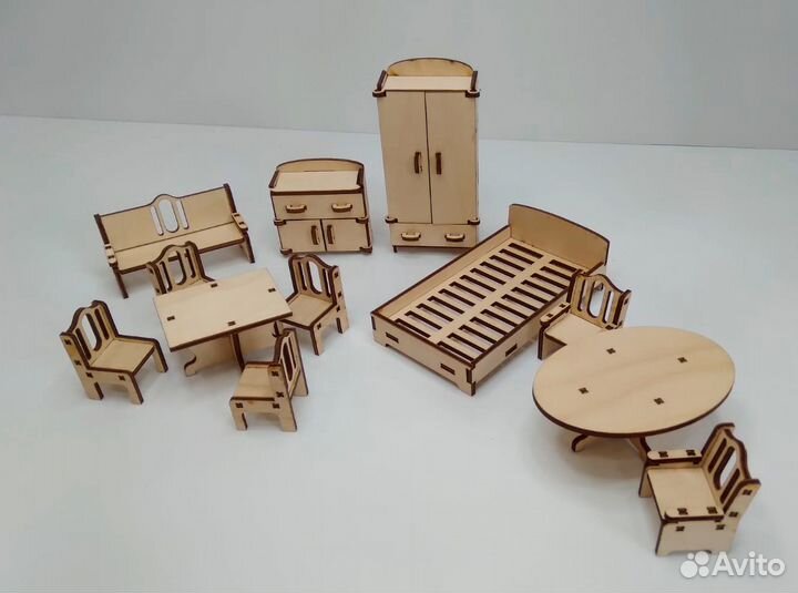 Набор детской мебели в кукольный домик