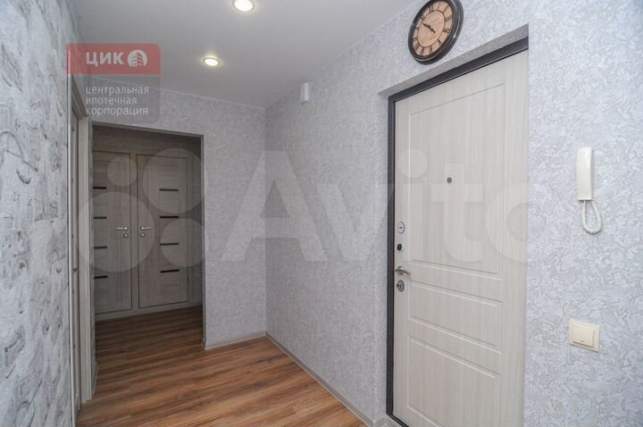 2-к. квартира, 50 м², 6/9 эт.
