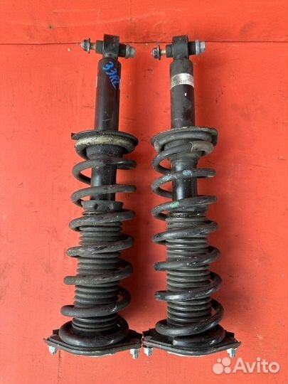 Амортизатор подвески задний Subaru Forester SK9