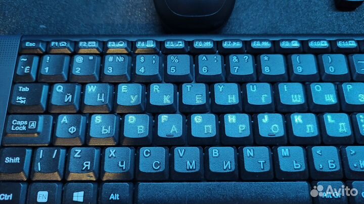 Беспроводная клавиатура и мышь logitech