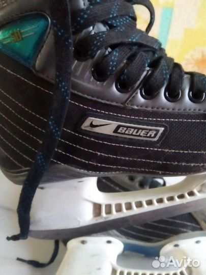 Хоккейные коньки bauer 35-36 размер, шлем,шорты