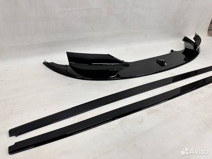 BMW F10 передний сплиттер М5+лезвия под пороги