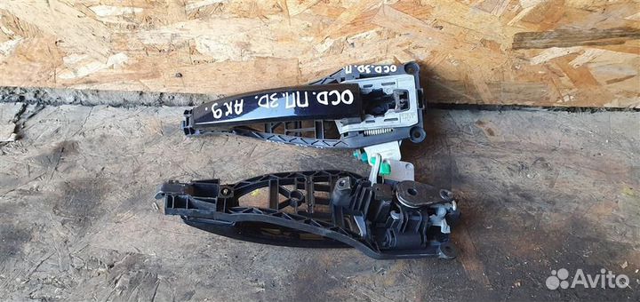 Ручка двери передней наружная правая Opel Corsa D