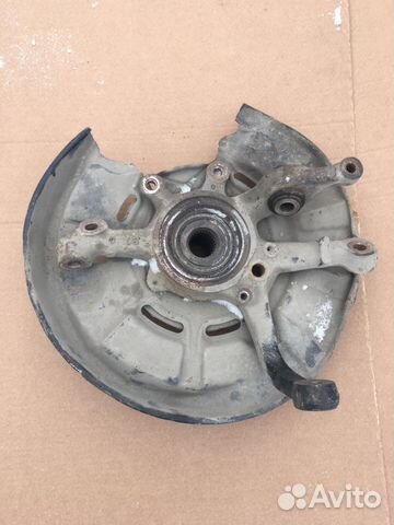 Ступица цапфа кулак задний правый Mercedes w140