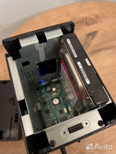 NAS Сетевое хранилище D-link (2 x SATA) с диском