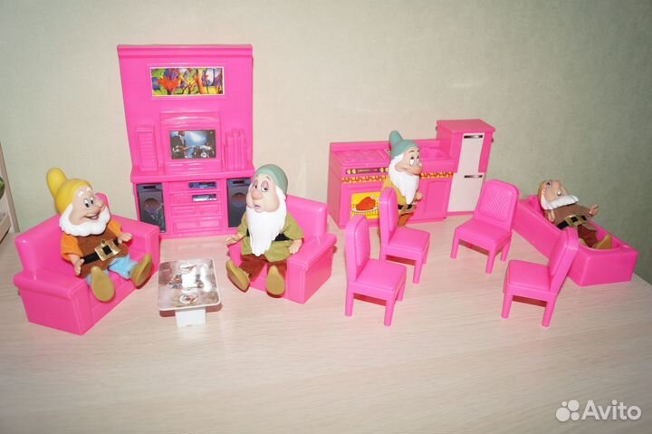 Мебель для маленьких кукол гостиная кухня ванна