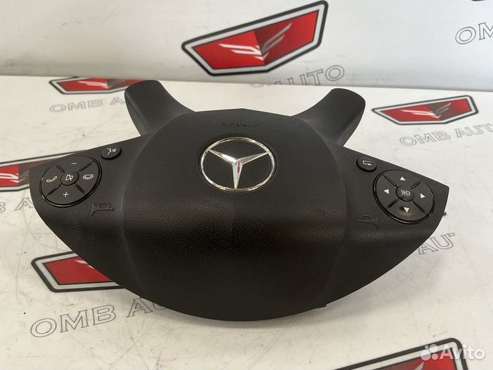 Подушка безопасности в руль Мерседес W204