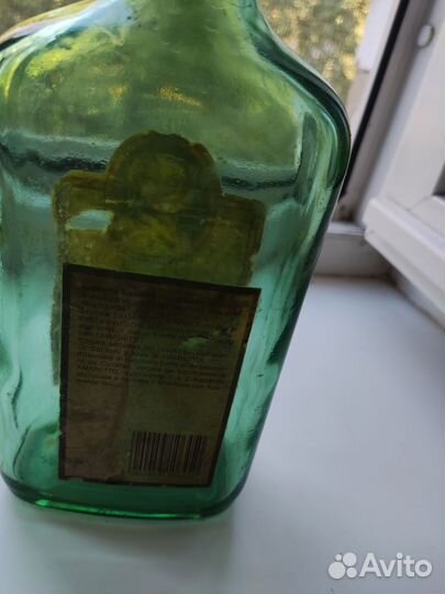 Бутылки для коллекции