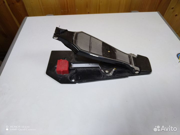 Педаль хета (бас бочки)