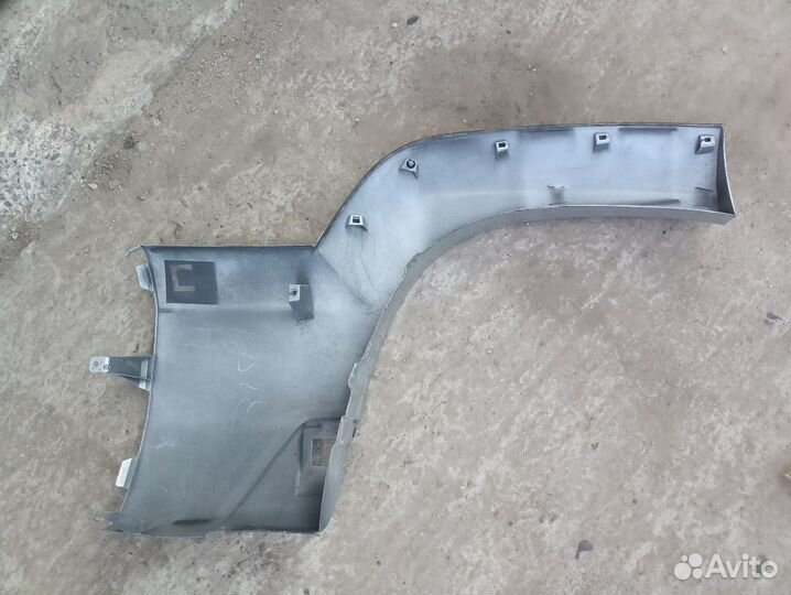 Расширитель заднего лев. крыла Toyota Land Cruiser