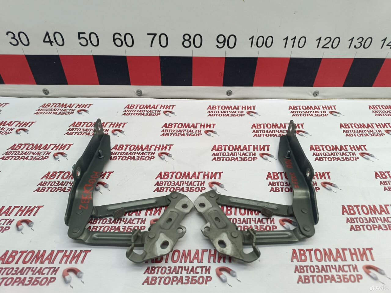 Петли капота Zeekr 001 пара