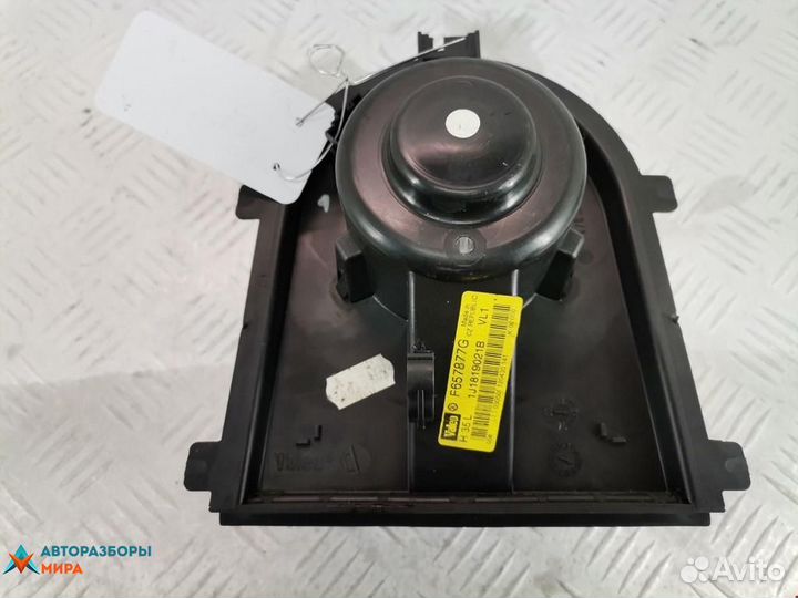 Моторчик печки Volkswagen Golf 4 2001 1J1819021C