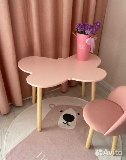Детский стол и стул