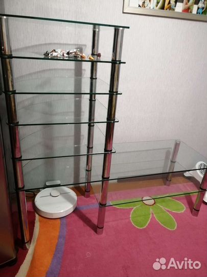 Стеклянная тумба