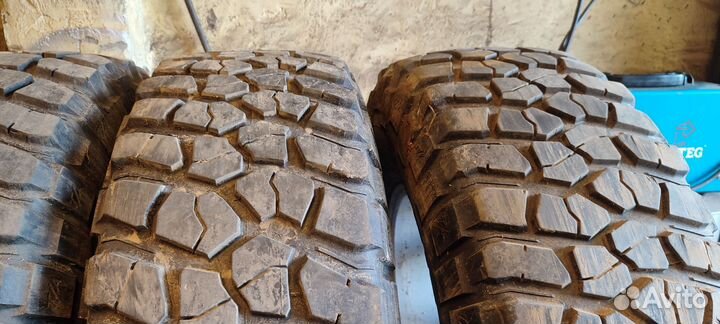 Bfgoodrich Mud-Terrain T/A KM2 285/75 R16