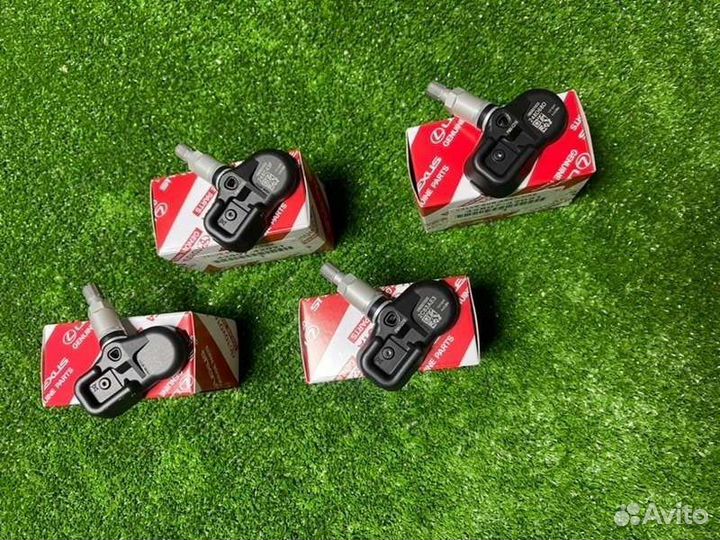 Датчик давления воздуха в шине Toyota Lexus