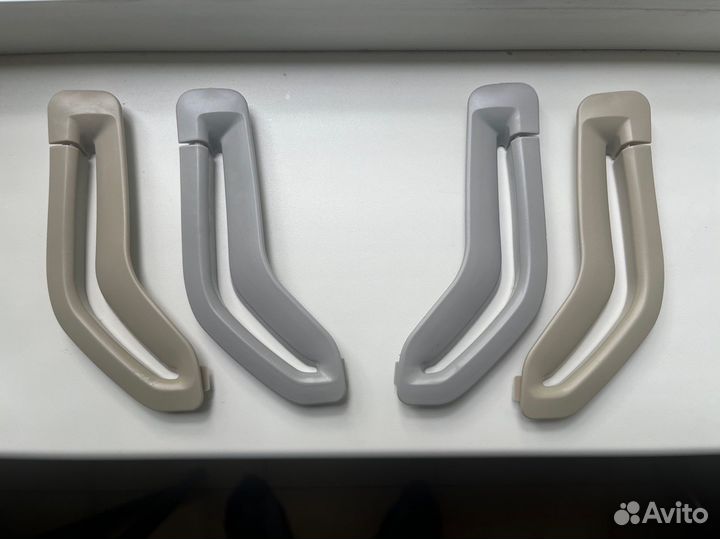 Направляющая ремня безопасности Volvo