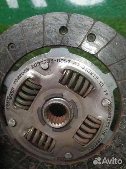 Диск сцепления Mitsubishi Lancer 9