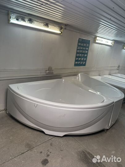 Ванна 150*150