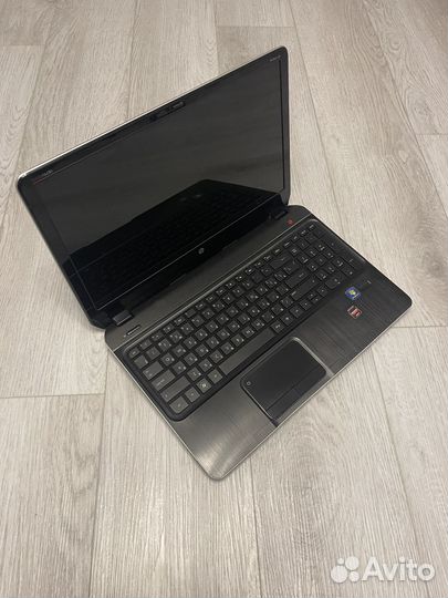 Ноутбук hp 4 ядра, 2 видеокарты 8gb ssd 240gb