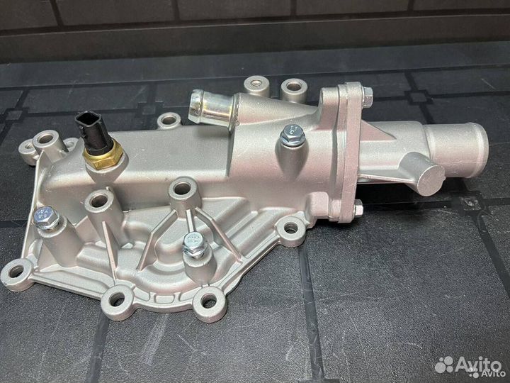 Алюминиевый термостат в сборе Renault Меган Логан