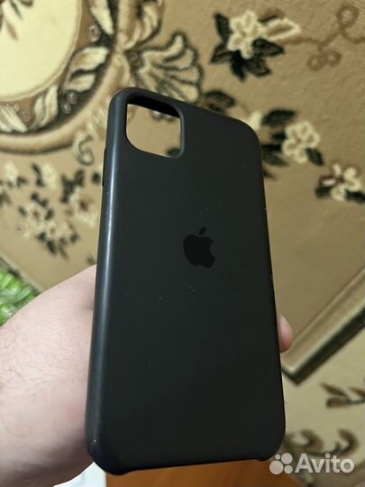 Оригинальный чехол на iPhone 11
