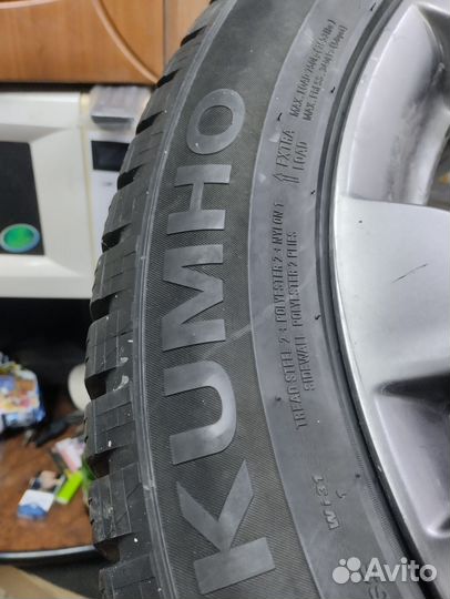 Kumho WinterCraft ice Wi31+ 215/55 R17