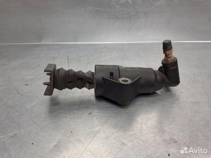 Цилиндр сцепления рабочий Volkswagen Golf 4 Bora