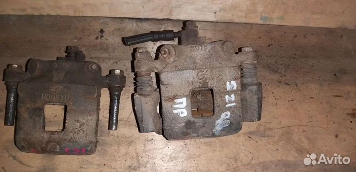 Суппорт передний правый Chery QQ6 S21