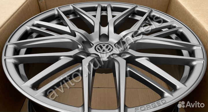 Кованые диски VW Touareg R20 наличие