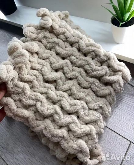 Вяжу на заказ пледы и корзины