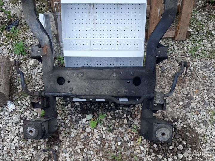 Подрамник Фольксваген Т5 T5 оригинал