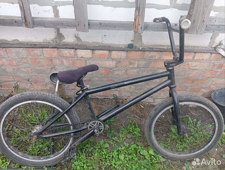 Трюковой велосипед BMX