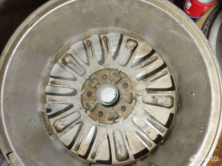 Литые диски r17 nissan 4 шт