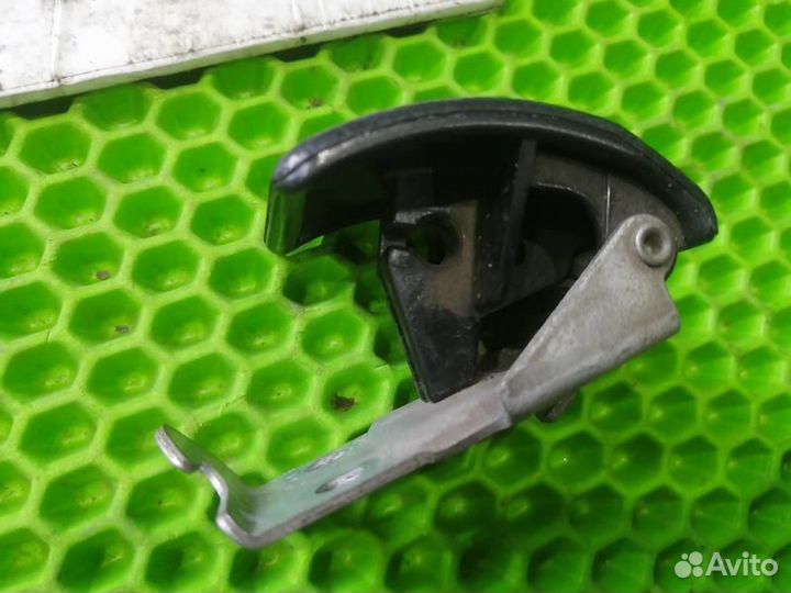 Ручка открывания капота Mitsubishi Lancer X