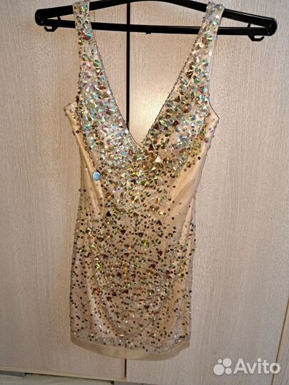 Вечернее платье 46-48 размера Резерв