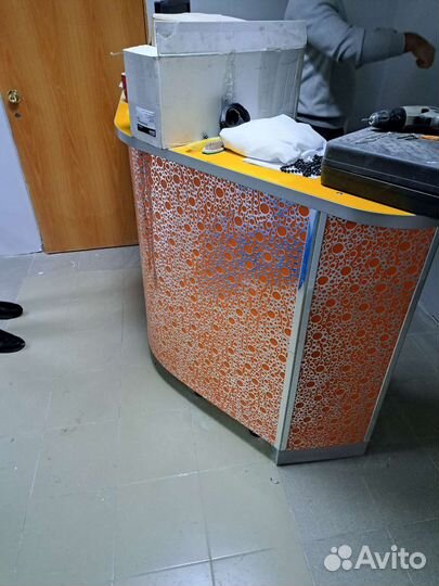 Стойка ресепшн бу