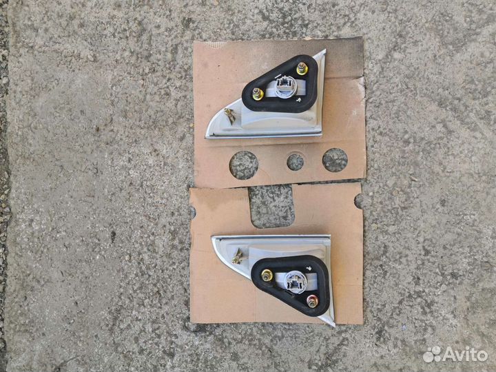 Фонарь заднего хода Хонда Стрим RN1 (01-06г.г.)