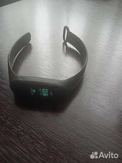 Фитнес браслет