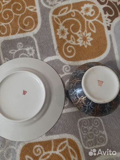 Посуда. Набор тарелка+молочник