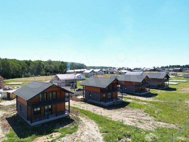 Дом 180 м² на участке 9 сот.