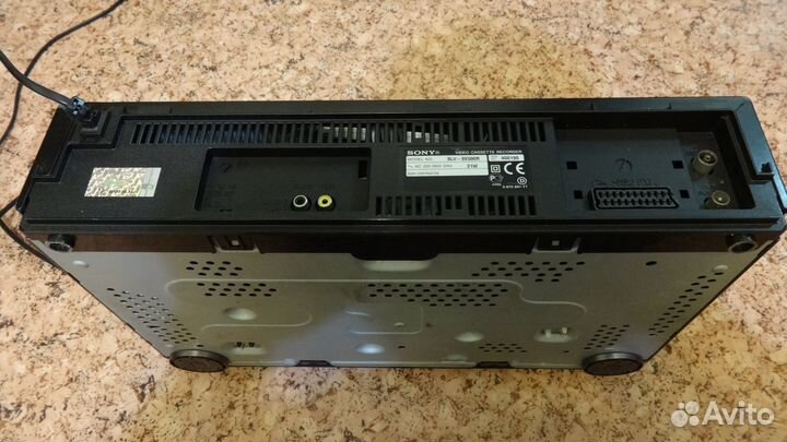 Видеомагнитофон Sony slv-se500r