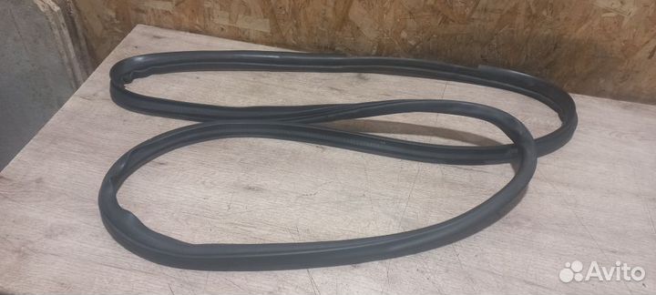 Уплотнитель двери задней правой C-Crosser, 4007