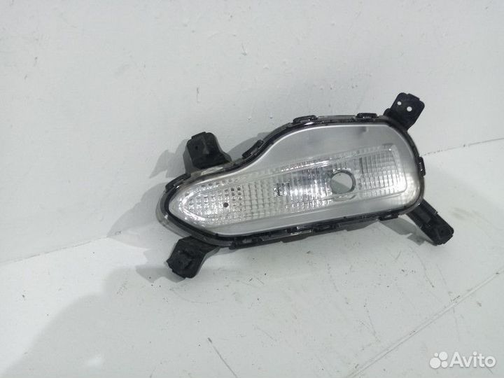Левая противотуманная фара Hyundai Solaris 2