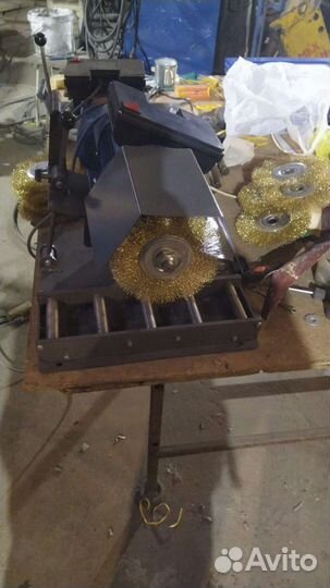 Зачистной станок для снятия ржавчины